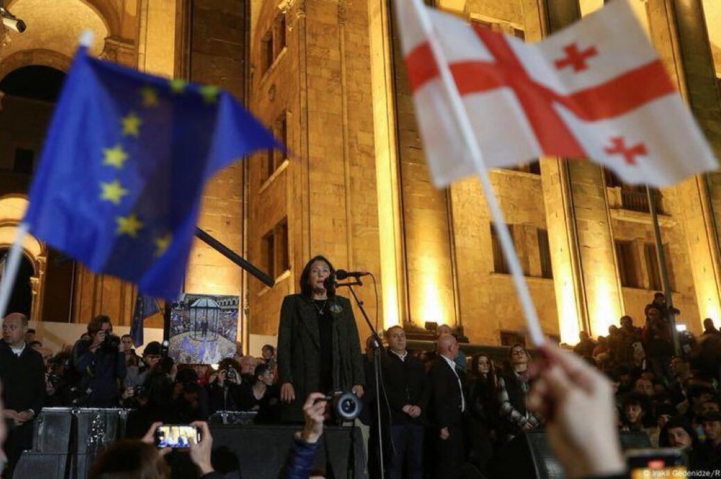 Gruzínska opozícia neuznáva výsledky volieb, má podporu Bruselu